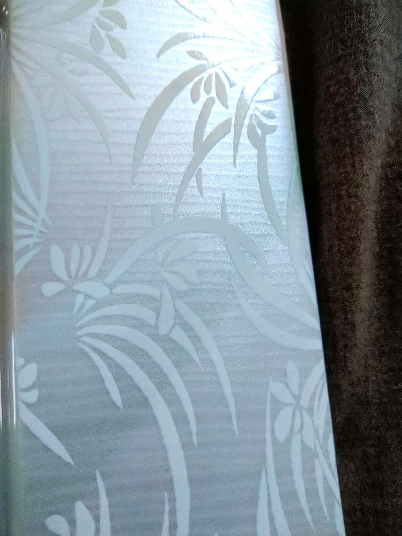 ♣素敵な演出♥【高級皿】美濃焼 良峰窯♥銀ラメ風透かし柄ウエーブデザイン３皿