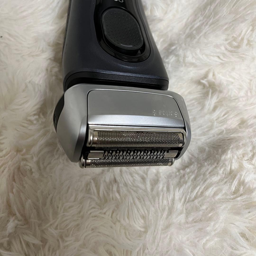 Braun ブラウン S8 電気シェーバー wat&dry【展示品・未使用】
