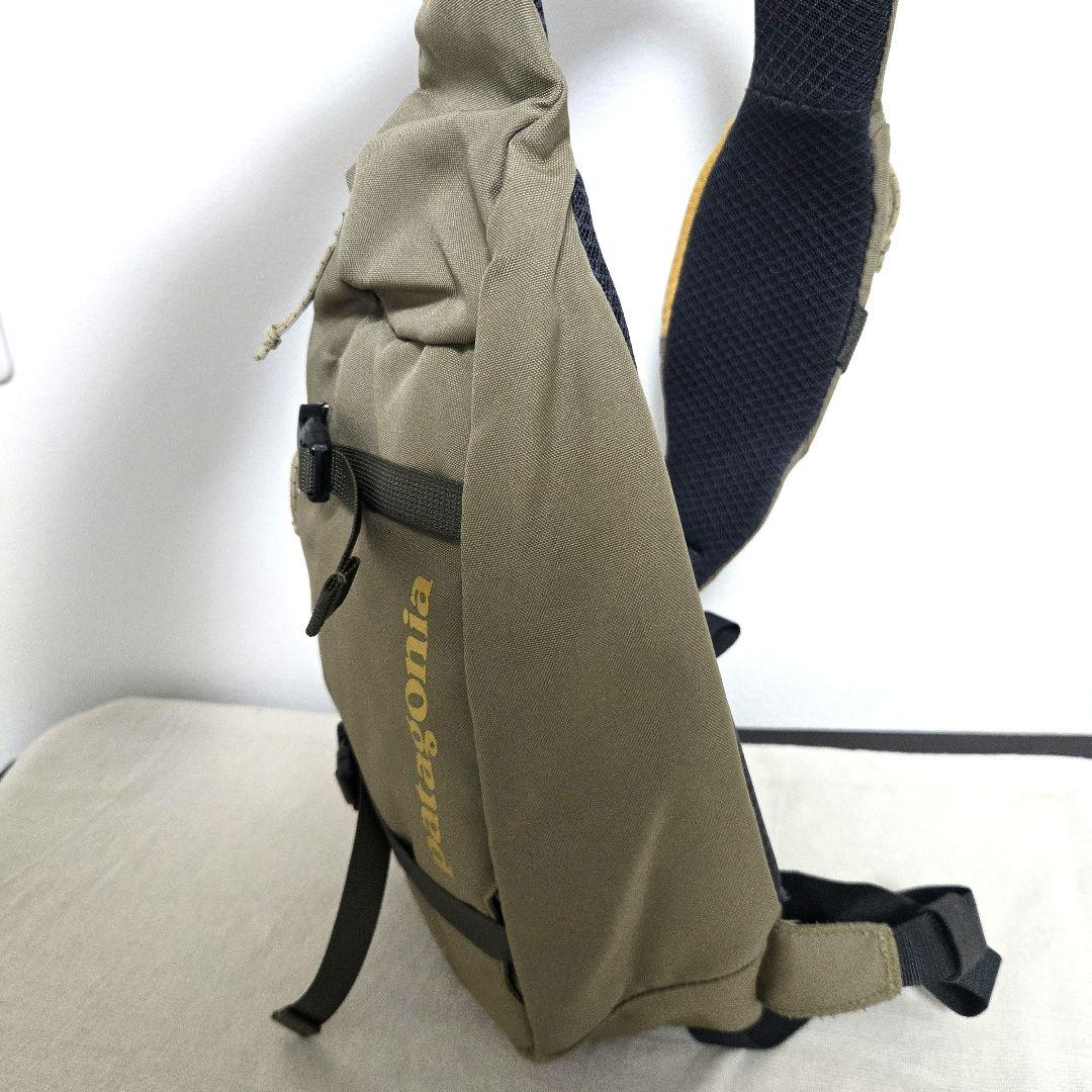 極美品！廃番カラー3点支持モデル　パタゴニア アトムスリング 8L ボディバッグ