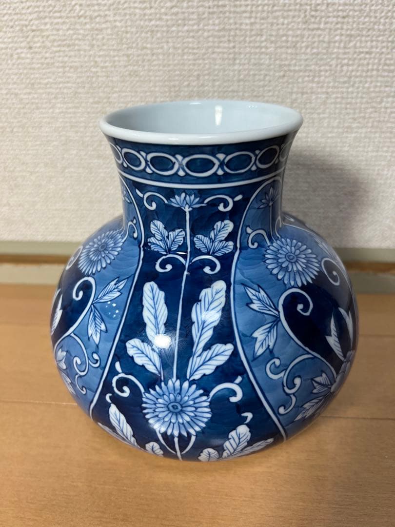 311 源右衛門　古伊万里の伝統　舘林源右衛門作　菊絵　花瓶