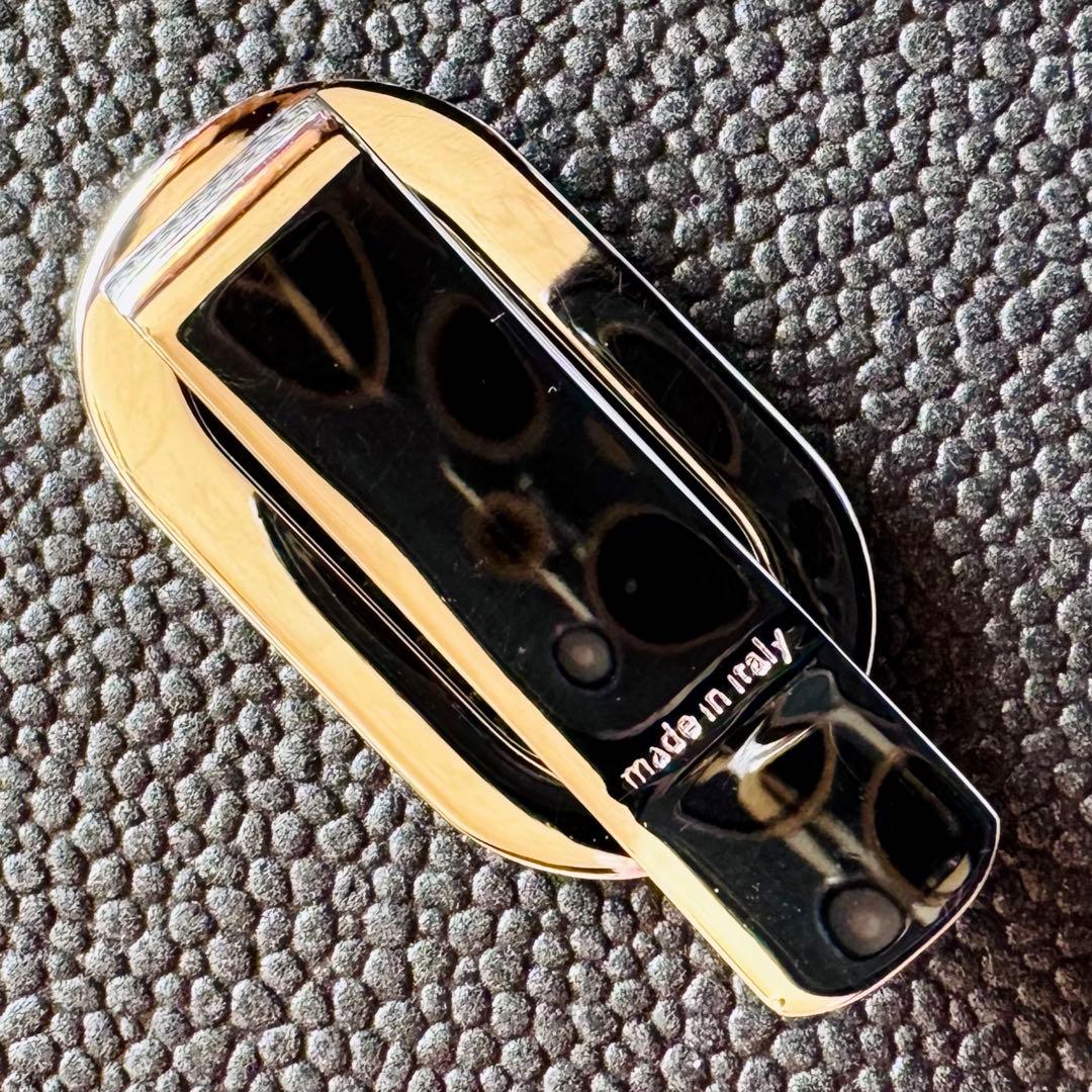 GUCCI Gロゴ マネークリップ イタリア製 メタルシルバー 付属品付き 美品