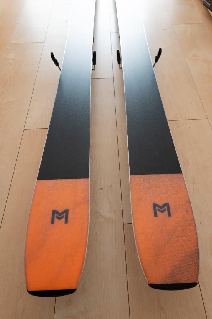 スキー ATOMIC MAVERICK 95TI 180cm