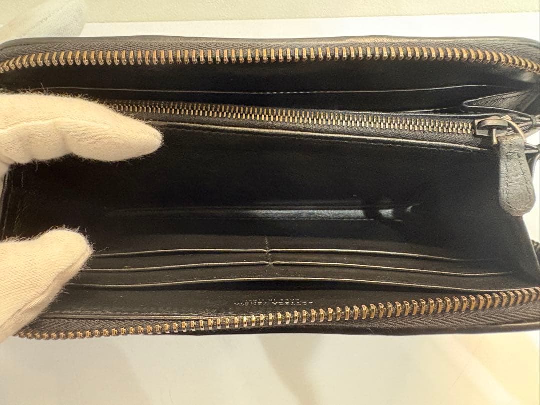 BOTTEGA VENETA イントレチャート　長財布