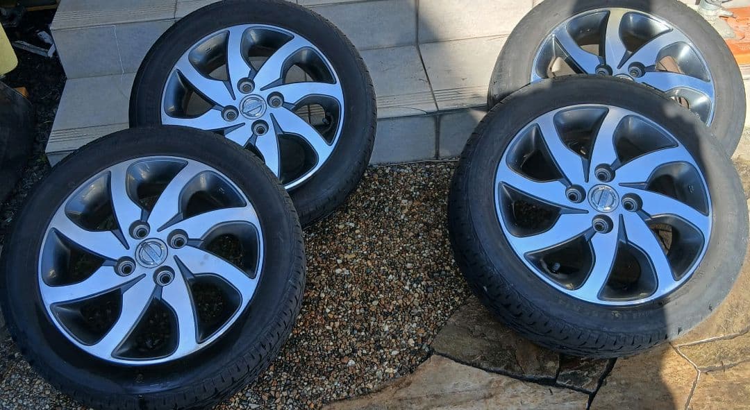 日産純正 ブリヂストン　サマータイヤ　ホイール付き　 165/55R14