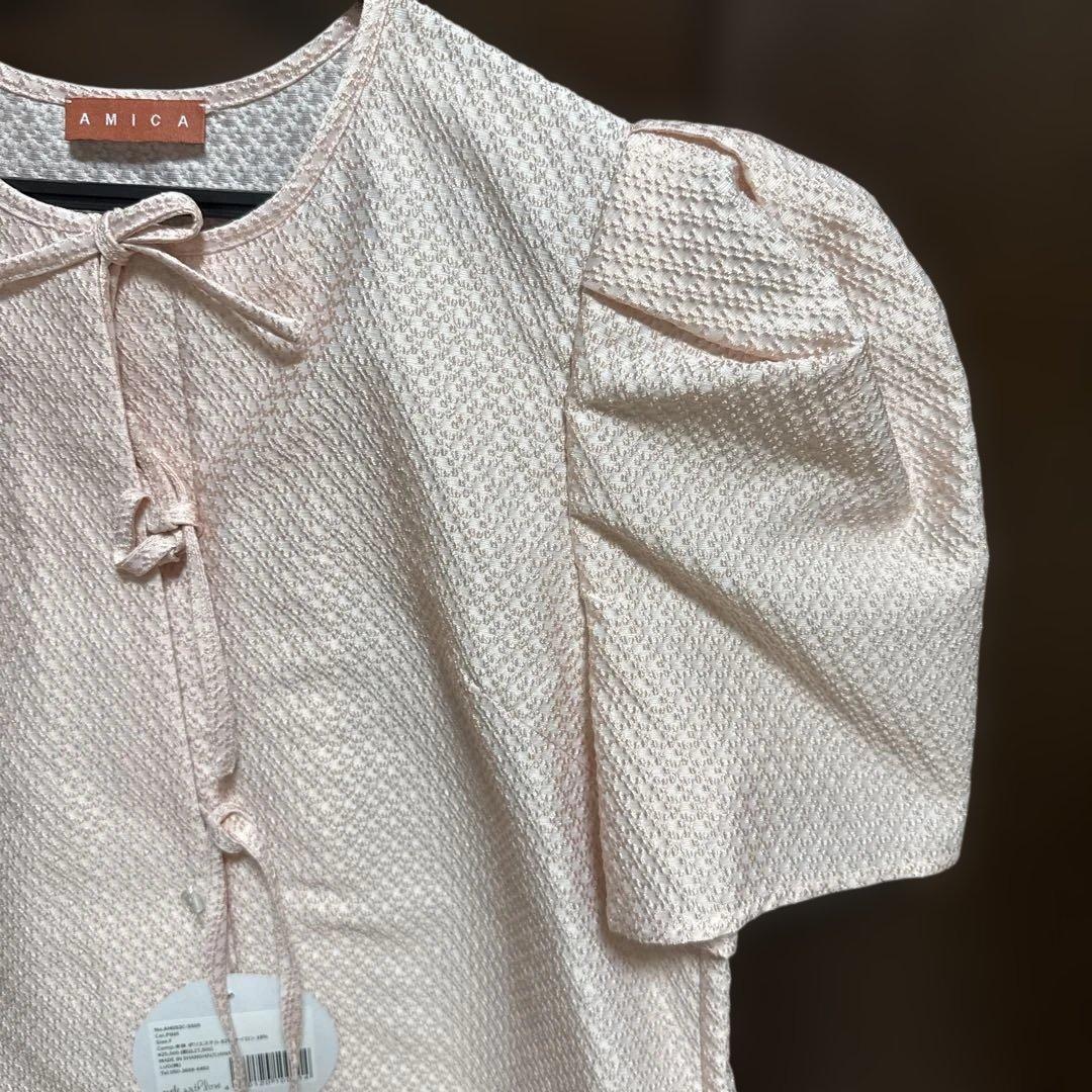 新品未使用タグ付き　AMICA パフスリーブ ピンクシャツ