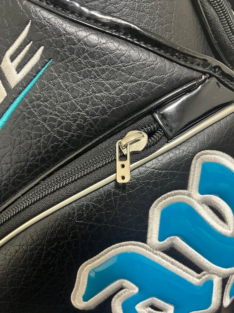 Callaway Rogue キャディーバッグ　9.5インチ 3点式ショルダー