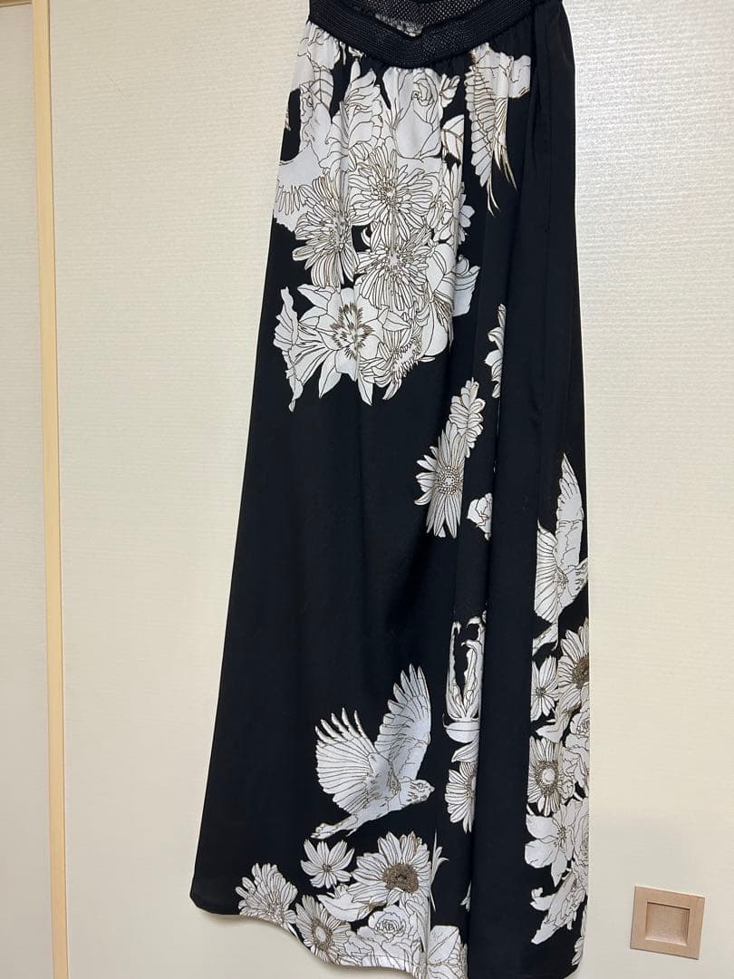 taion ブーケ柄 フレアスカート 黒