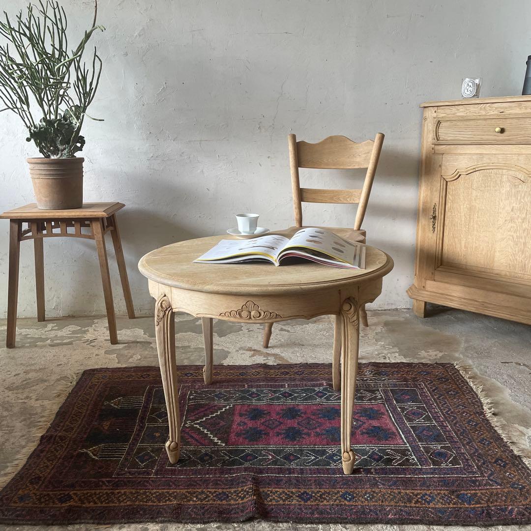 ビンテージ　ラウンドコーヒーテーブル　ラウンドセンターテーブル　猫脚　剥離