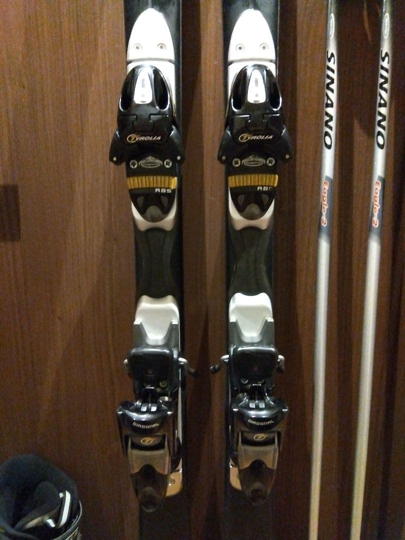 高品質！NORDICA/学生・男性用/カーボンスキーセット・メンテ・WAX済み✔