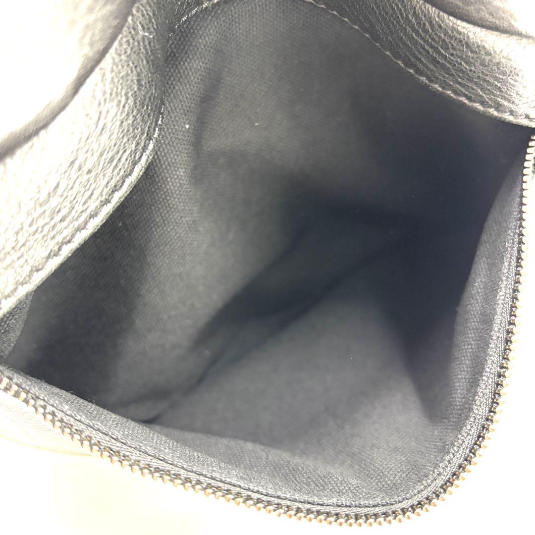 美品 ジミーチュウ ボディバッグ レザー ロゴ スタッズ スター 斜め掛け 黒