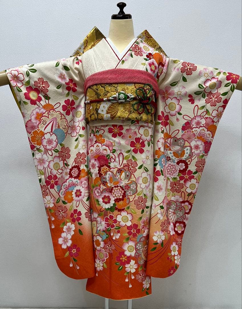 振り袖　フルセット　長襦袢付　枝垂れ桜　金彩加工　刺繍入り　銀通し　757