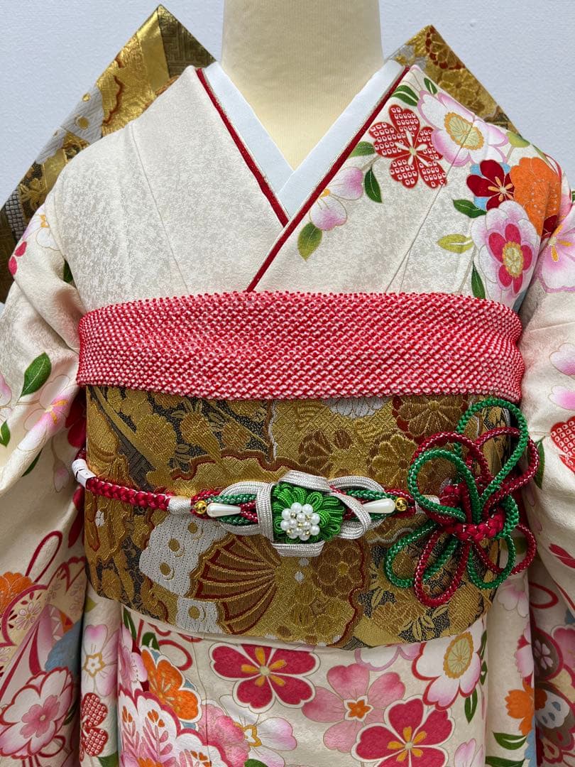振り袖　フルセット　長襦袢付　枝垂れ桜　金彩加工　刺繍入り　銀通し　757