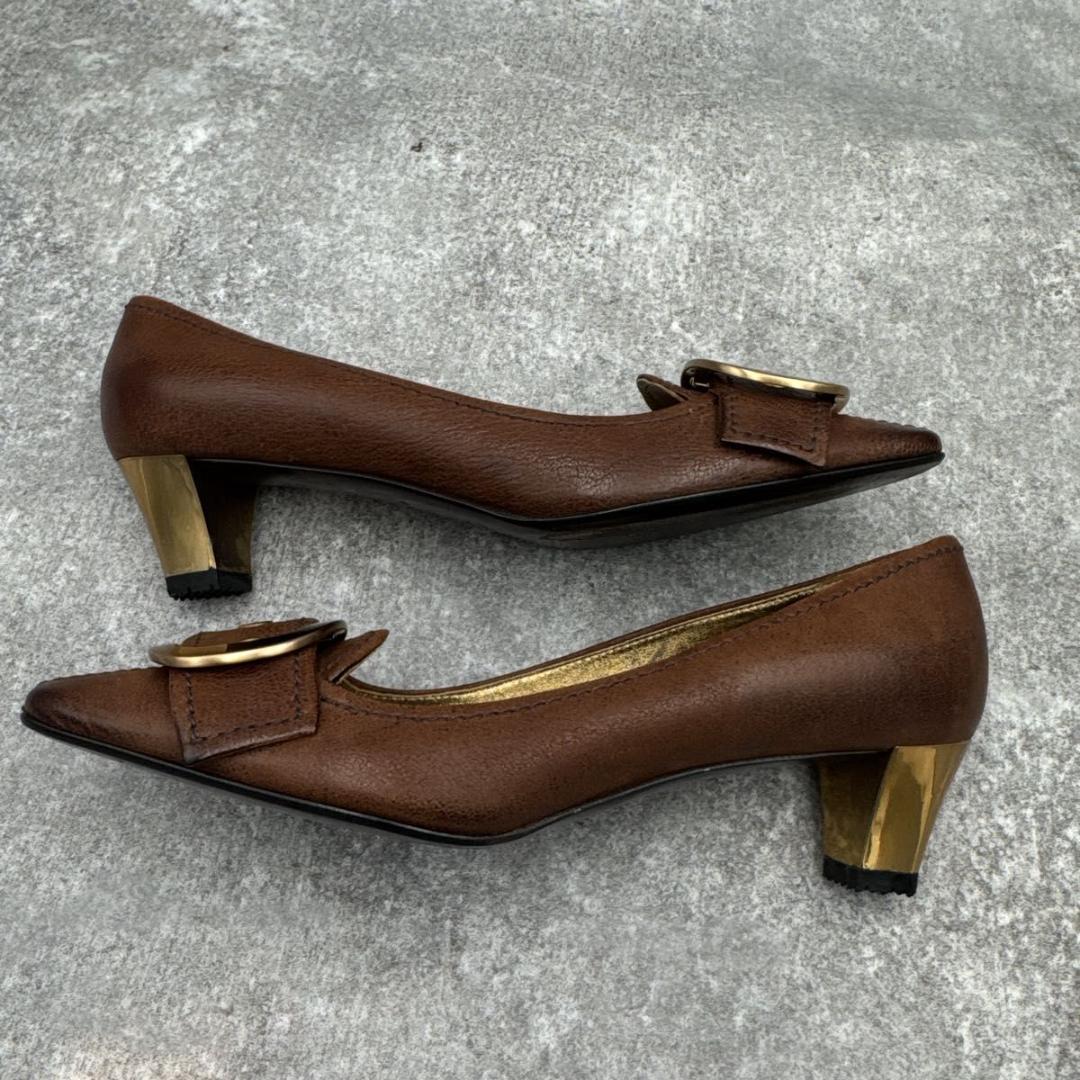 靴 Vintage Prada GOLD Buckle Pumps Sz 37