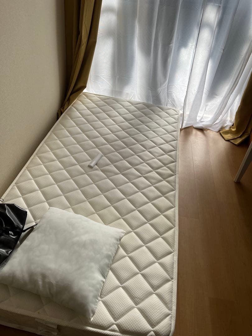 シングル 脚付きマットレス ホワイト