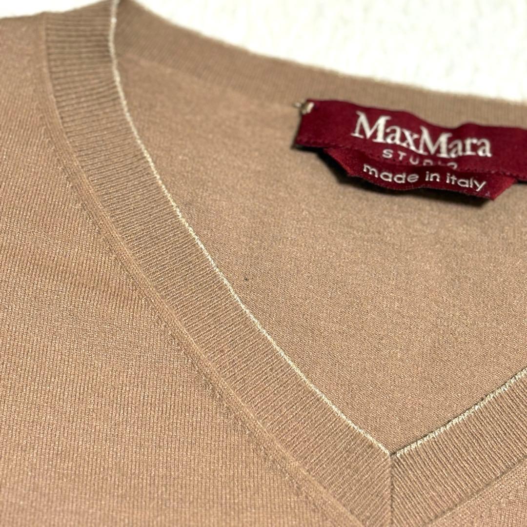 現行　マックスマーラ　ステュディオ　Vネック　ロゴ刺繍　キャメルカラー　M
