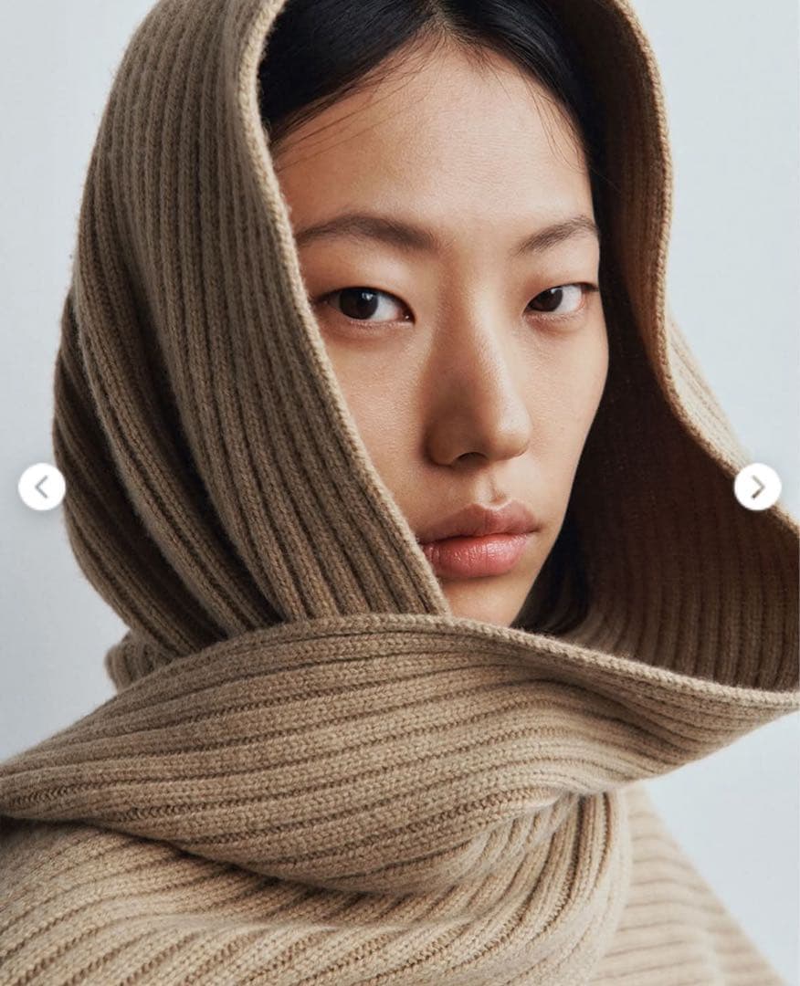専用ページ‼️totemeトーテム　ウール　ヤクスカーフ　hooded scarf