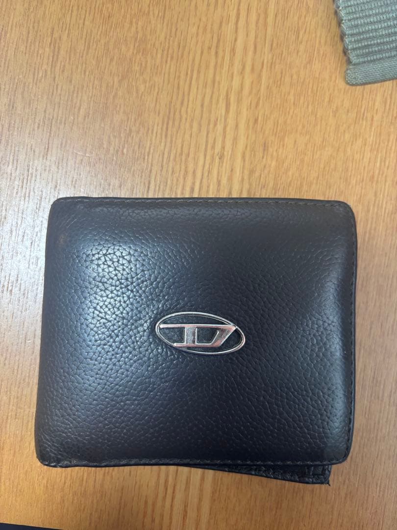 DIESEL ブラックレザー 二つ折り財布