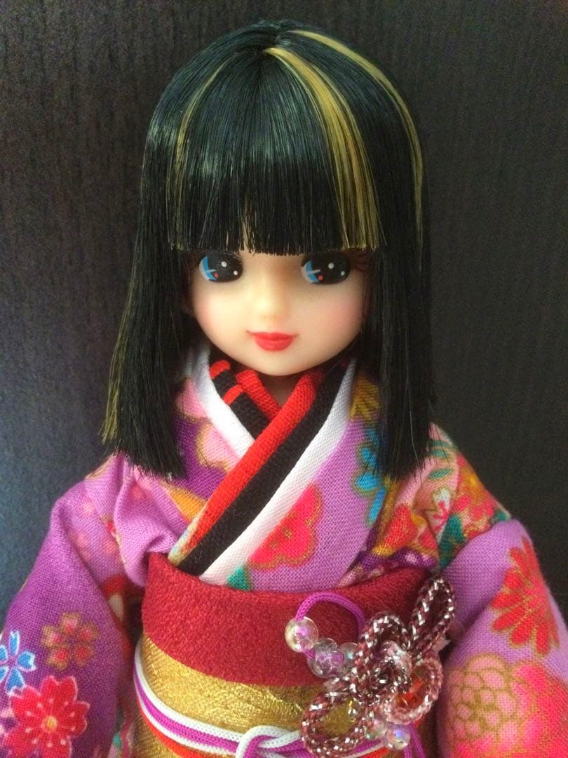 リカちゃんキャッスル 20人のお人形服作家とリカちゃん　ばびろに屋リカちゃん