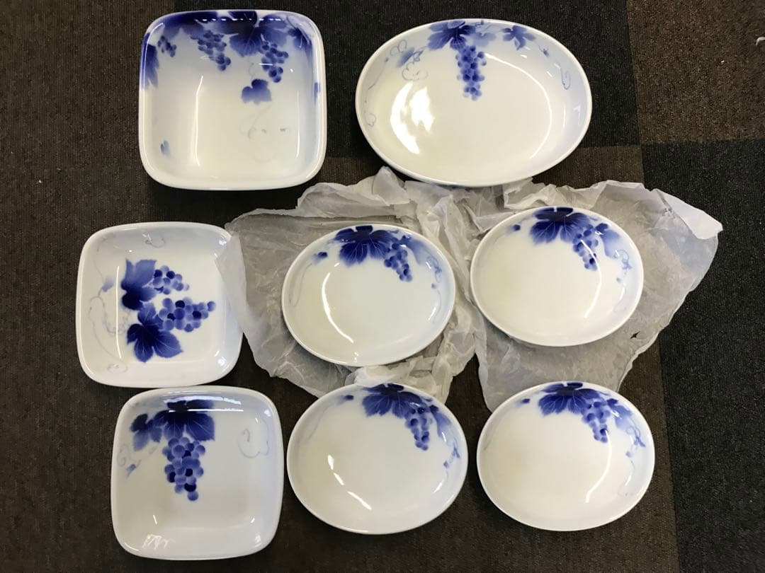 ぶどう模様の食器セット 8点