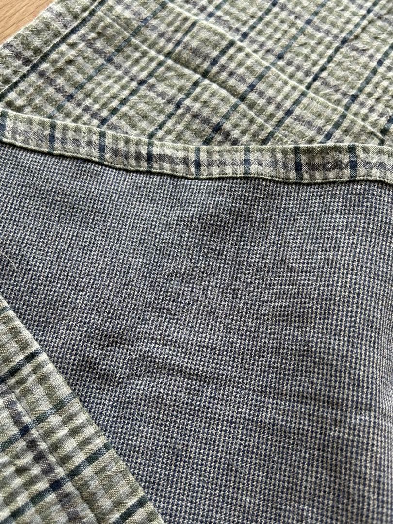 新潟栃尾産　リバーシブル希少生地　おしゃれな割烹着　服作り40年の田舎町仕立屋
