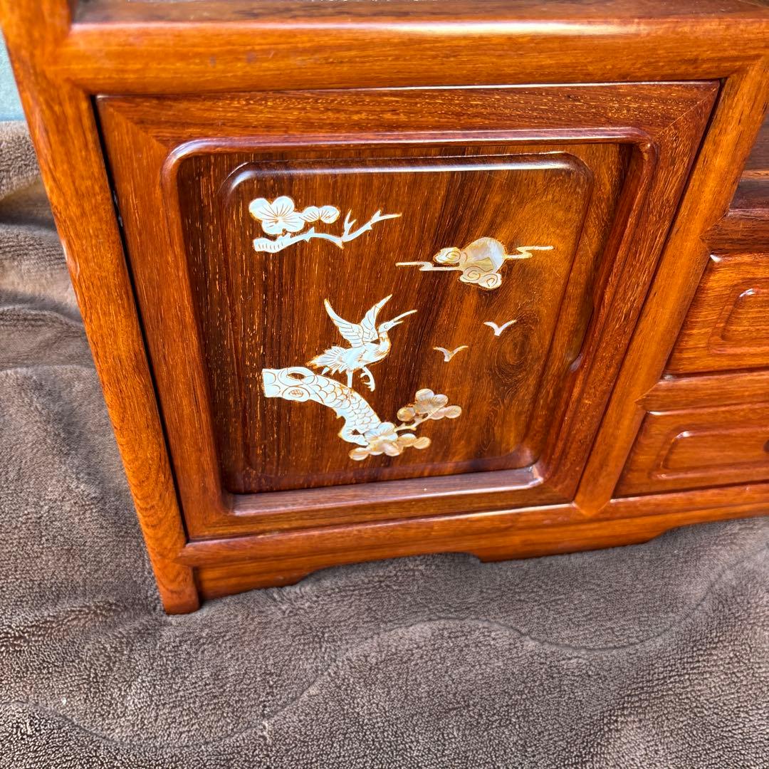 小ダンス　茶箪笥　花梨？　螺鈿細工　飾り棚