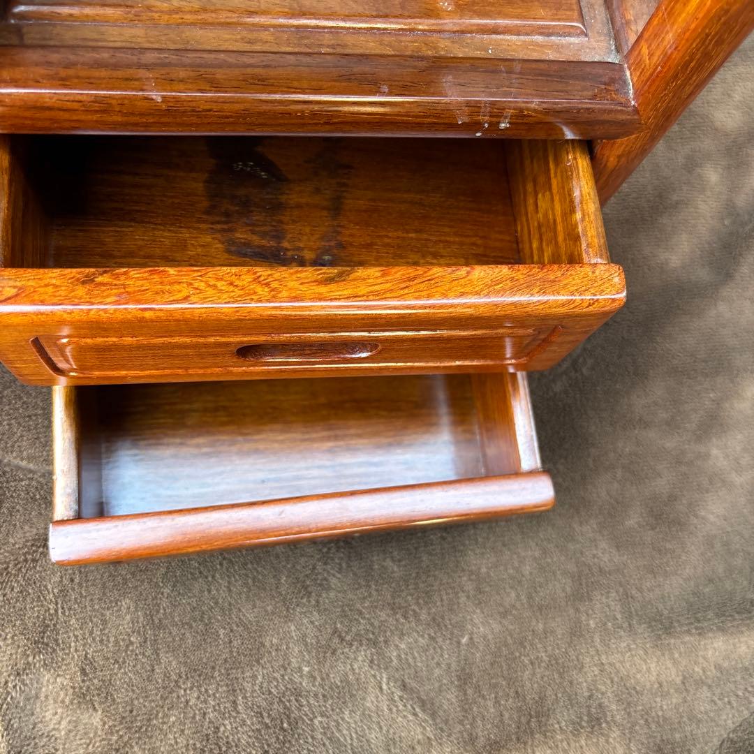 小ダンス　茶箪笥　花梨？　螺鈿細工　飾り棚