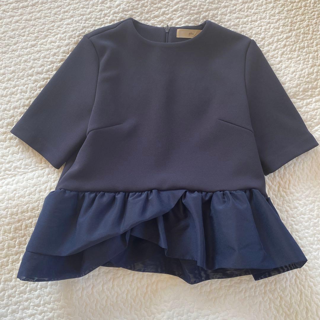 Heve ピオニーペプラムブラウス