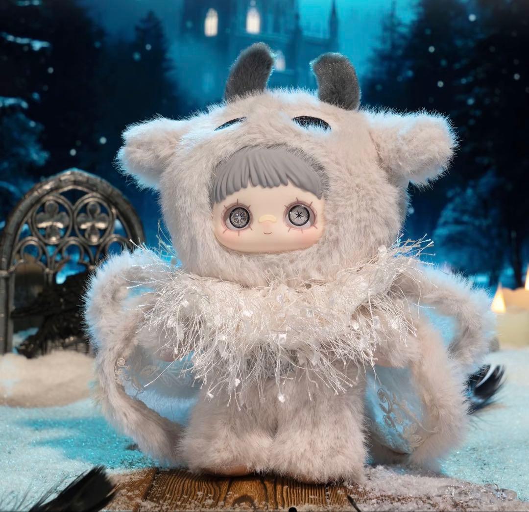 冬の奇妙なシリーズの 悪魔 & Mothセット