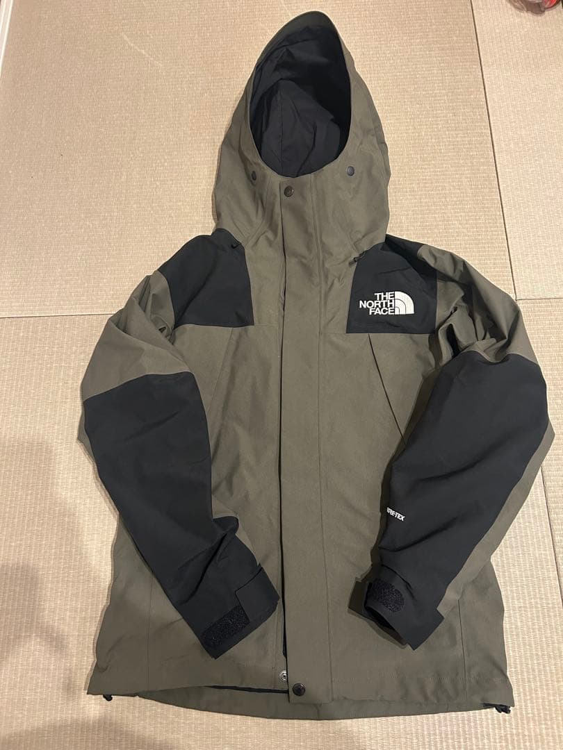ノースフェイス　マウンテンジャケット　NP61800