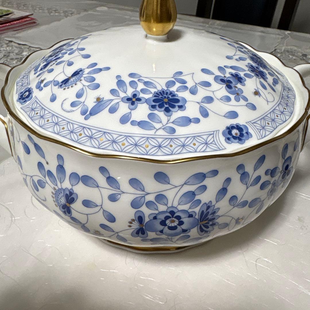 NARUMI ナルミ　ボーンチャイナ　ミラノシリーズ　キャセロール