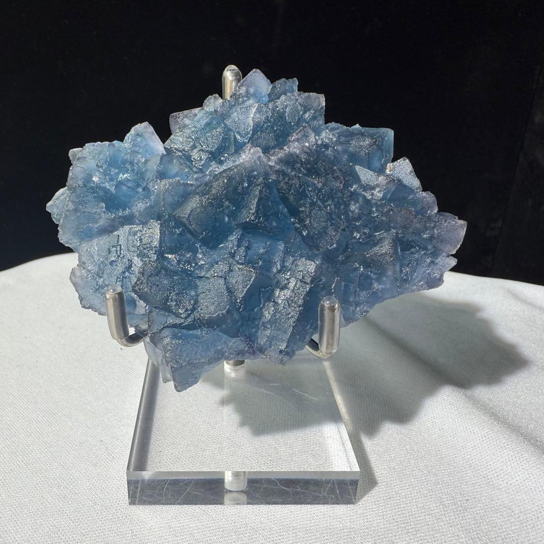 天然石ブルーフローライトの原石　置物　鉱物NO.072003