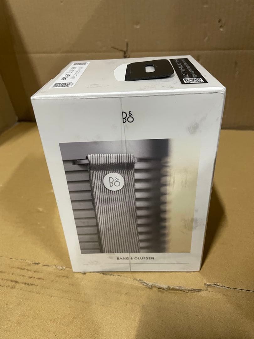 バング・アンド・オルフセン ポータブルスピーカーBeosound Explore