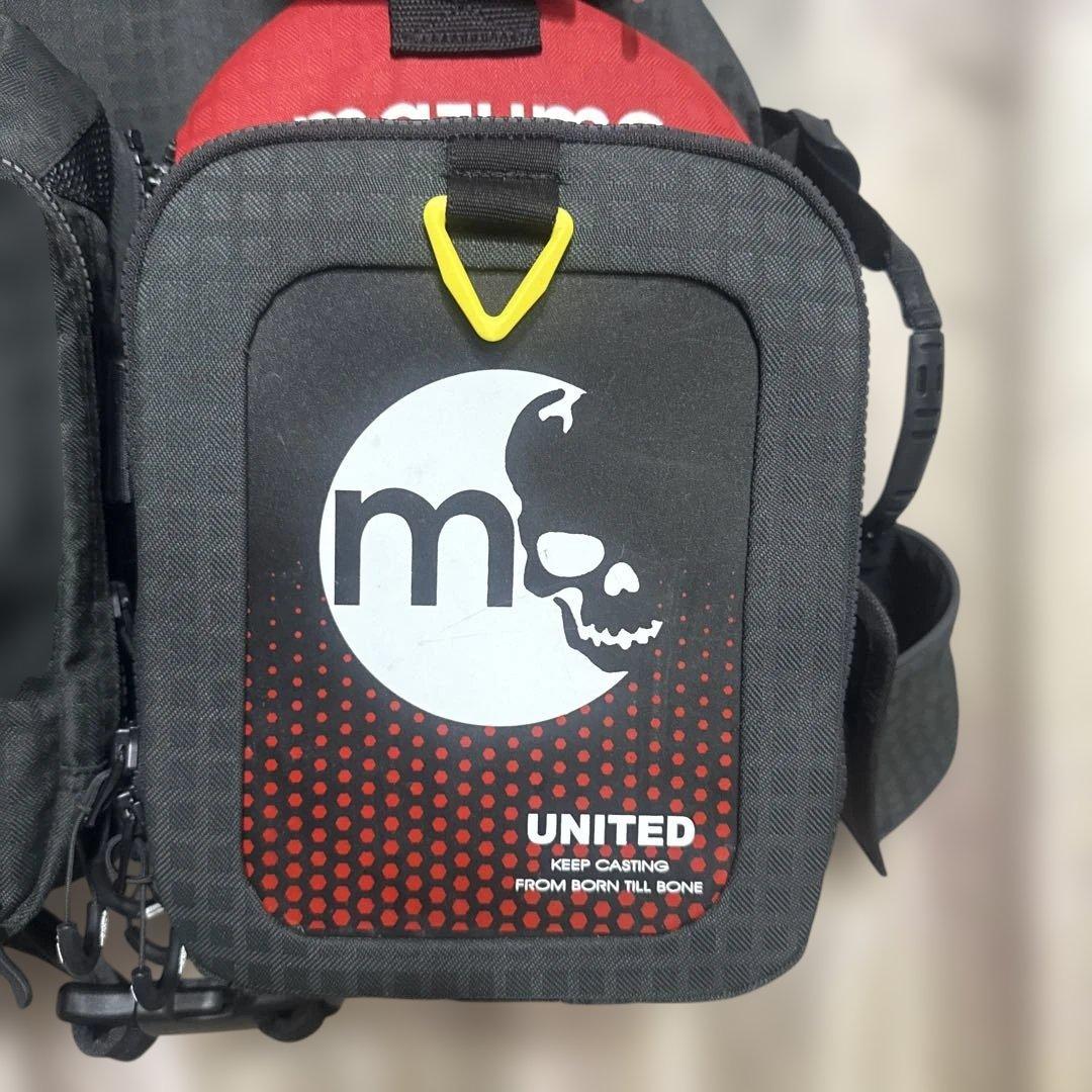 mazume Red Moon フィッシングベスト