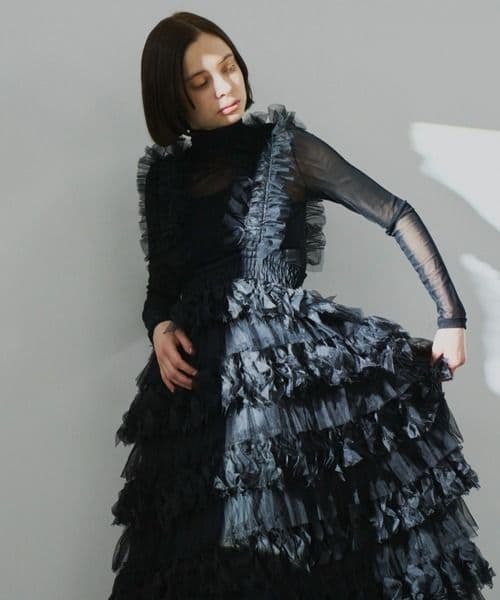 PERNA フェザーチュールジャンパースカート ブラック