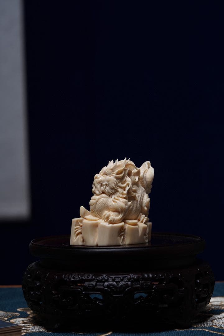 天然マンモス牙精巧な手作り彫刻貔貅置物