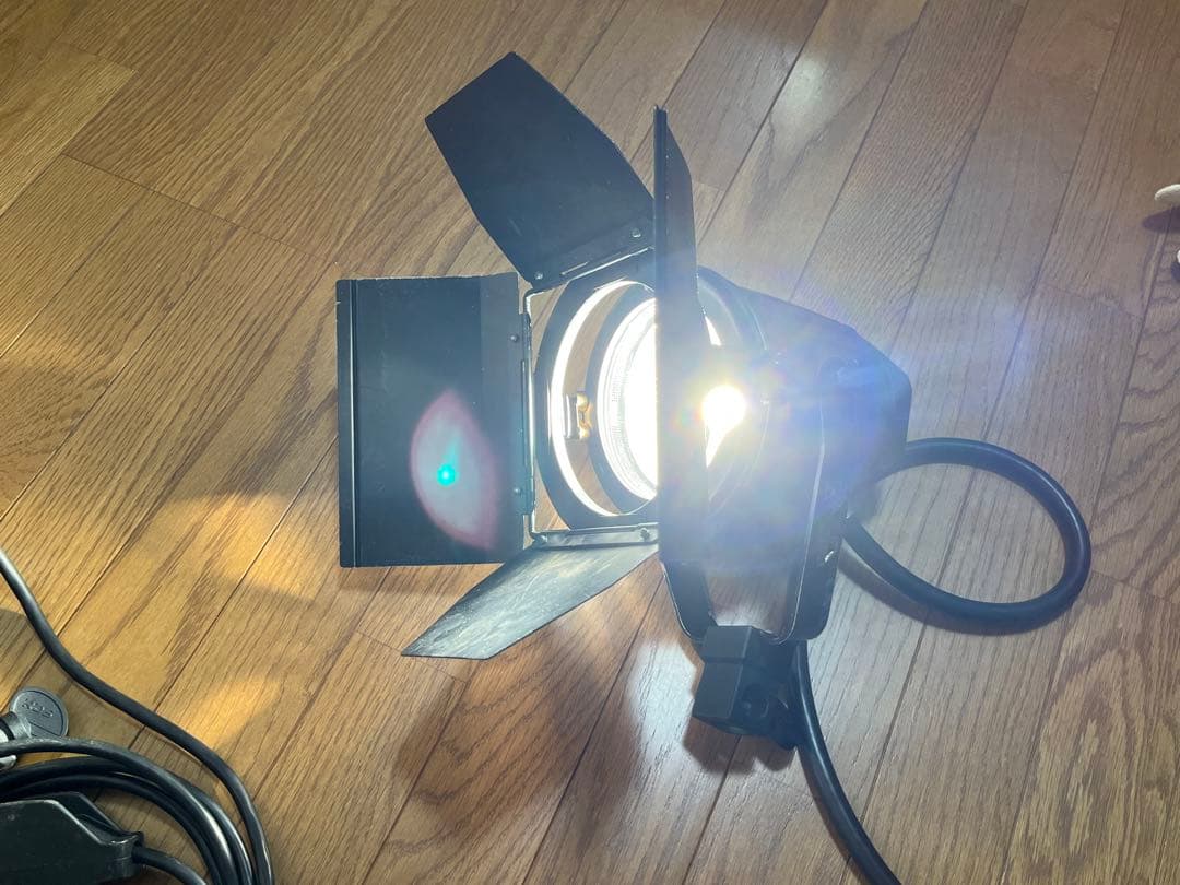 イオライト 3灯　TOSHIBA