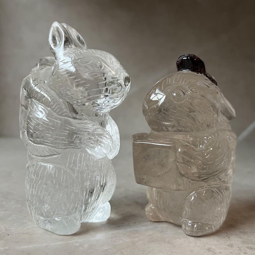 うさぎ　ガーデンクォーツ　手彫り　１点物　天然石