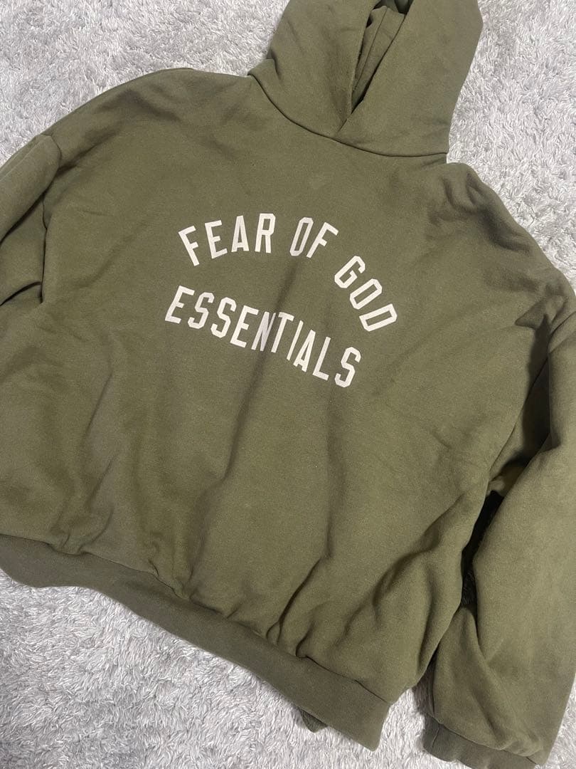 FEAR OF GOD ESSENTIALS パーカー Lサイズ オリーブ