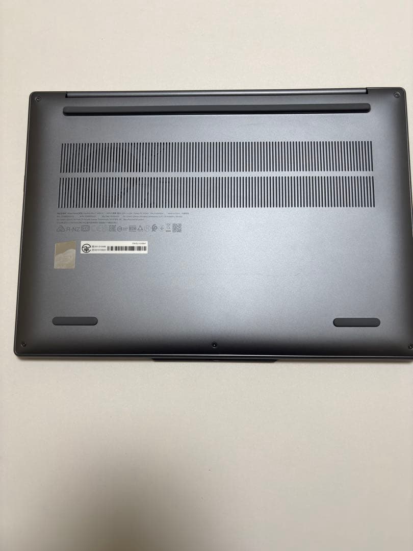 IdeaPad Slim 5i Gen 10 (14型OLED Intel)