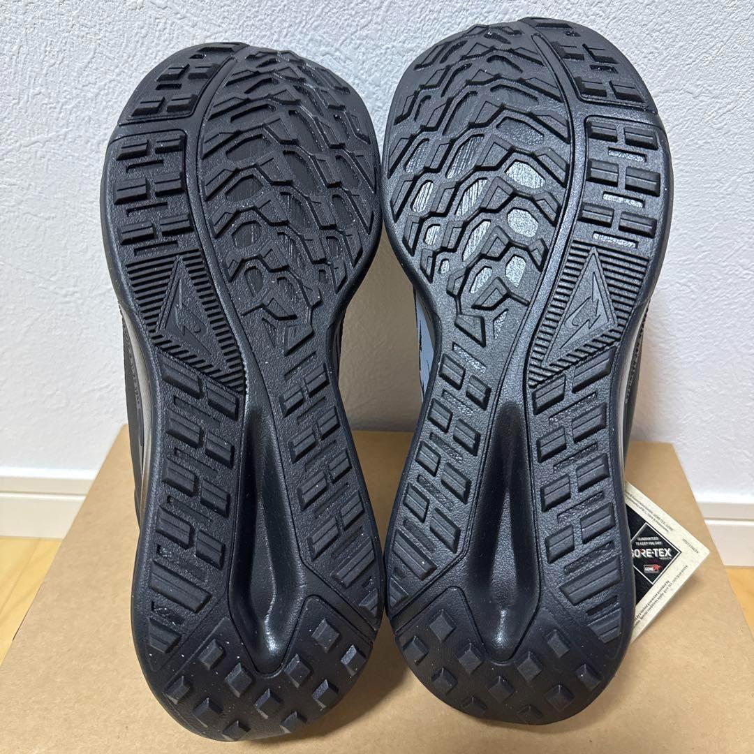 新品　NIKE ジュニパー トレイル 2 GORE-TEX ランニング　黒　25