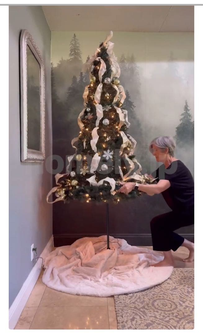 1分クリスマスツリー設営らくらく