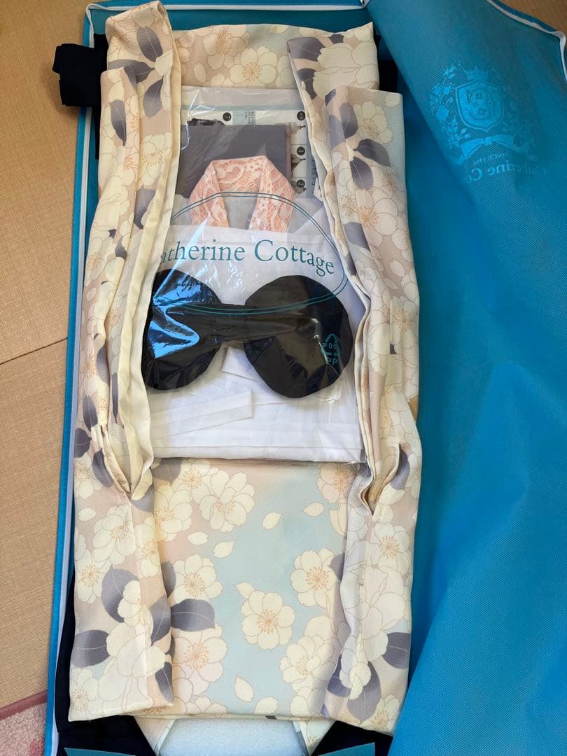 卒業袴　小学生女子　キャサリンコテージ　肌襦袢つき　髪飾り付き　サイズ150