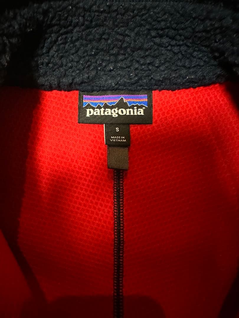 Patagoniaパタゴニア　レトロX フリース　ネイビー×レッド　Sサイズ