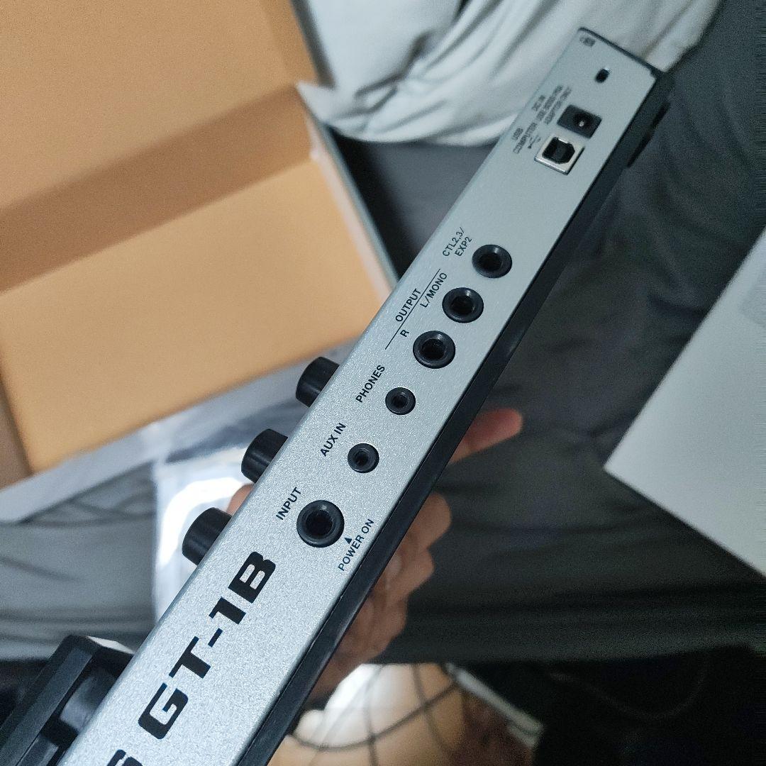 BOSS GT-1B ベースエフェクター