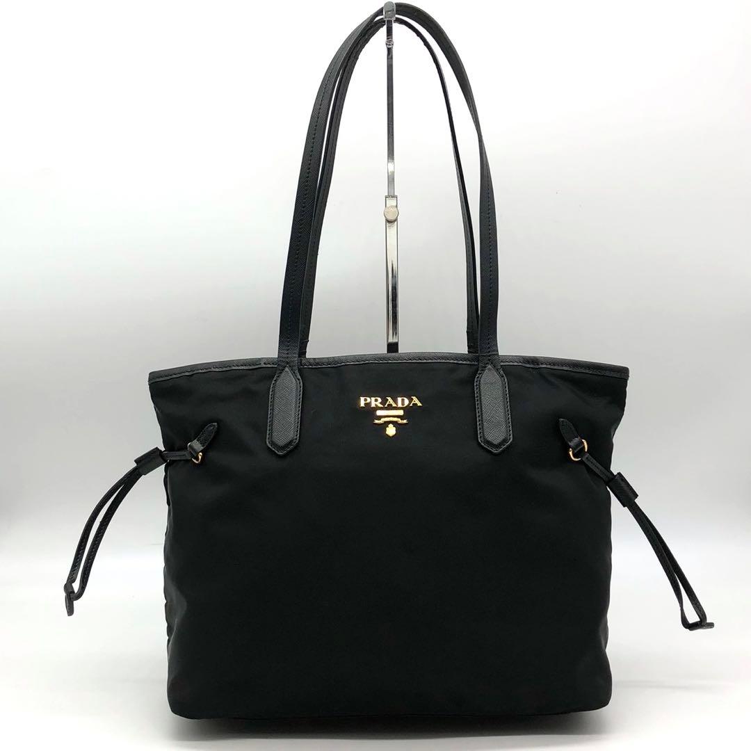 プラダ トートバッグ メタルロゴ ゴールド金具 A4可能 ナイロン レザー 黒