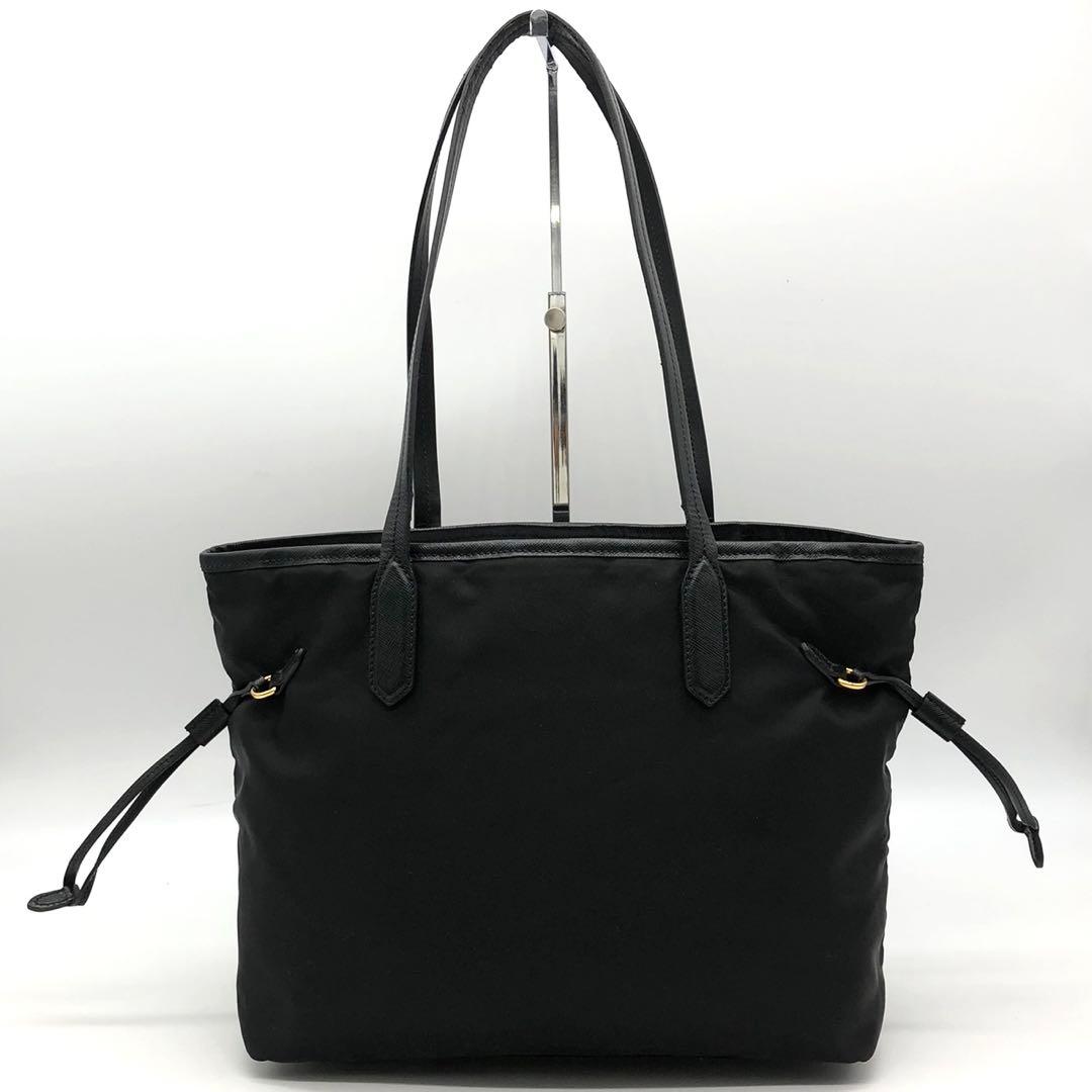 プラダ トートバッグ メタルロゴ ゴールド金具 A4可能 ナイロン レザー 黒