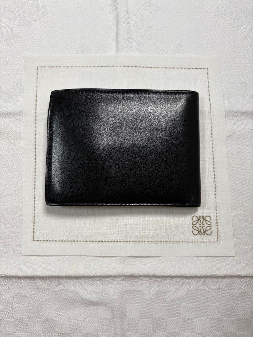 LOEWE 二つ折り財布 ナフキン付き