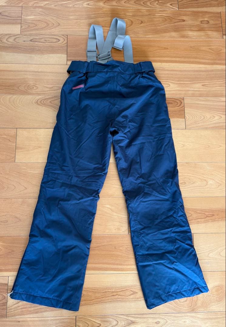 新品　スノーボードウェア Mサイズ　レディース　花柄