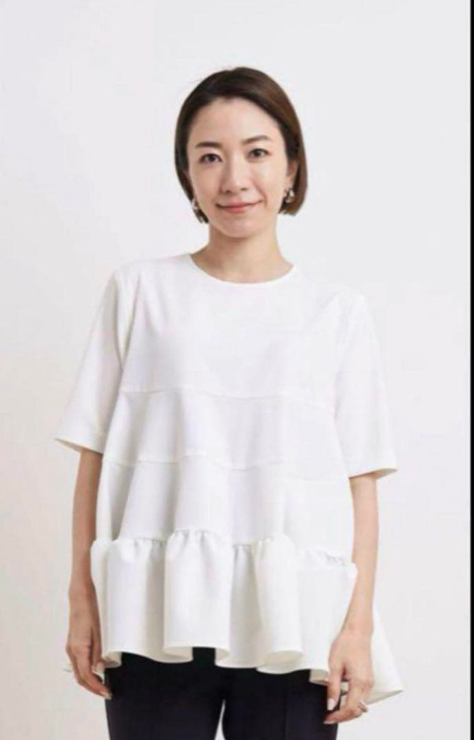 専用 yori ハーフスリーブティアードブラウス