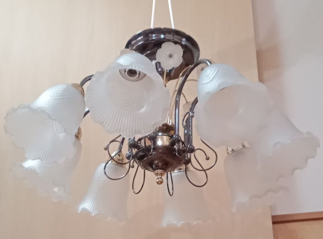 90年代 ナショナル 8灯シャンデリア 約70cm 17口金 ※電球なし